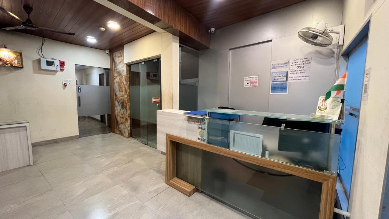 U Life Hotel Mumbai Dış mekan fotoğraf